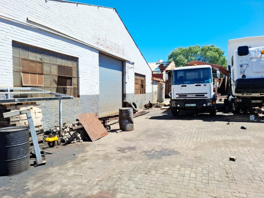 Commercial Property for Sale in Hamilton Free State